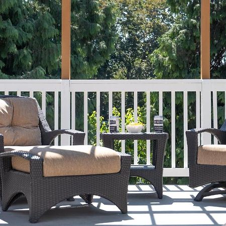 Kelowna Bed & Breakfast - Chatham House Buitenkant foto